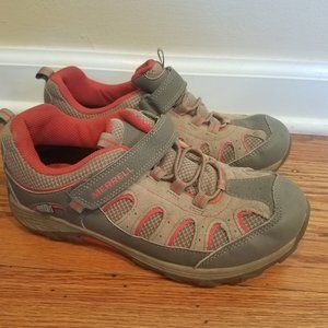 Boys Merrell Hiking Shoes Boots sz 5.5 wide width